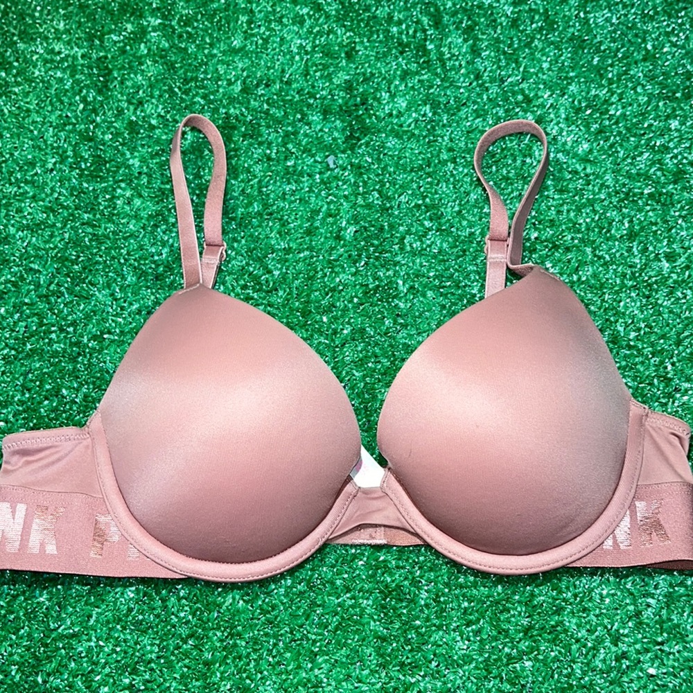 VICTORIA’S Secret PINK Wear Everywhere Push Up Bra
